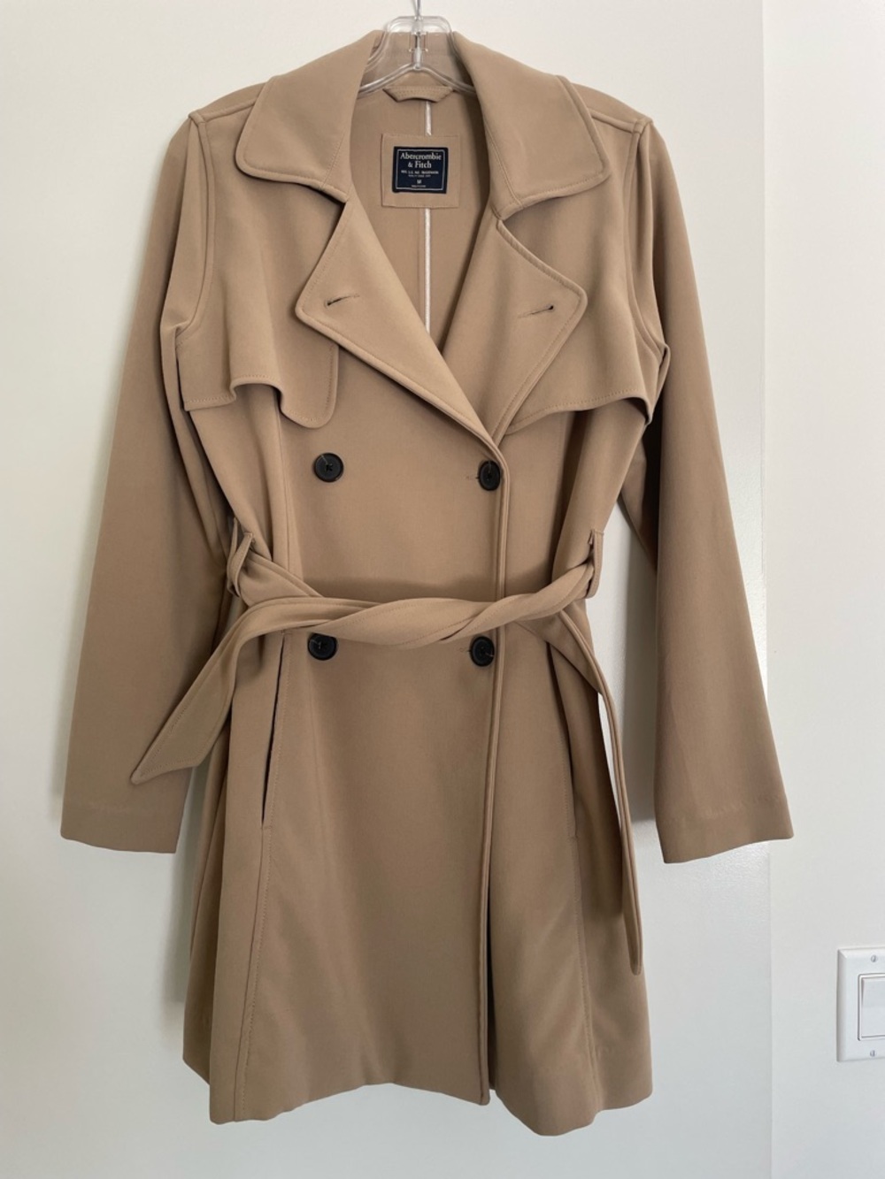 Abercrombie & Fitch Drapey Trench Coat in Khaki - Picture 6 of 16